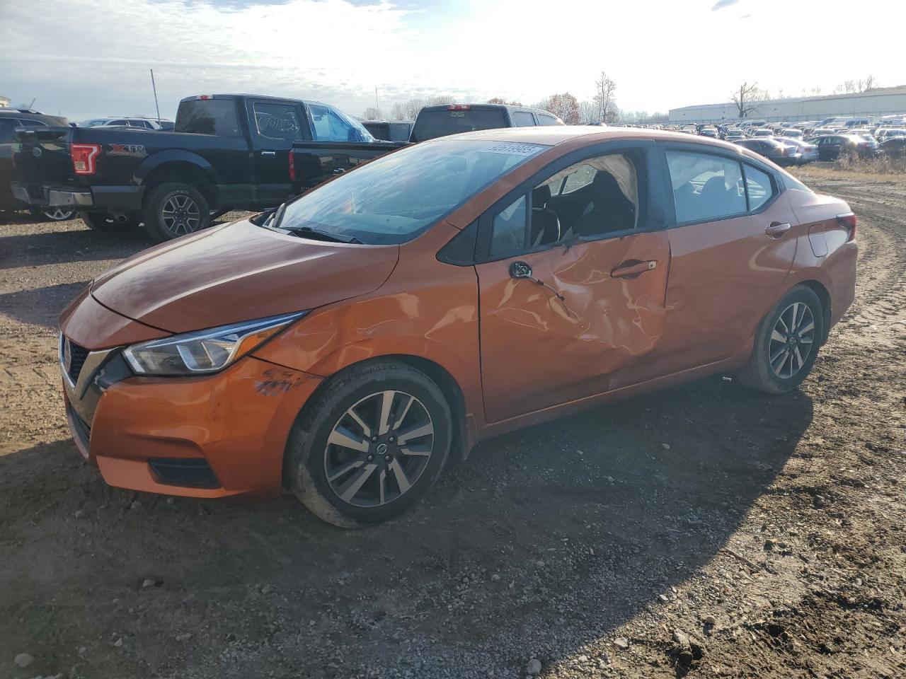 2022 Nissan Versa sv