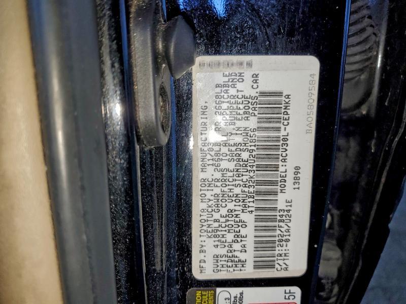 2004 Toyota Camry le