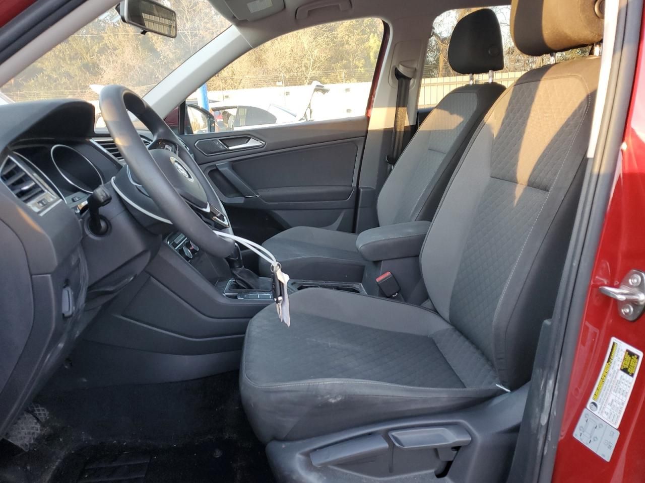 2018 Volkswagen Tiguan s