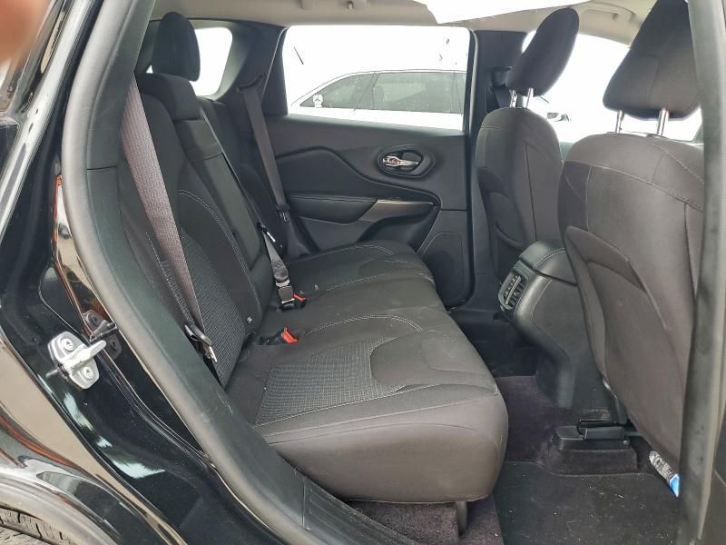 2019 Jeep Cherokee Latitude