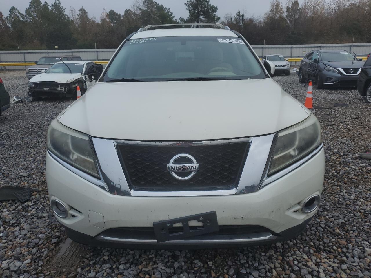 2015 Niss Pathfinder sv