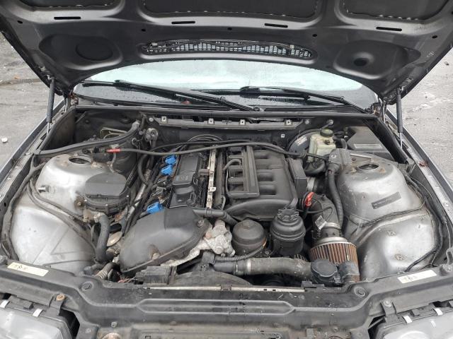 2004 BMW 325 xi