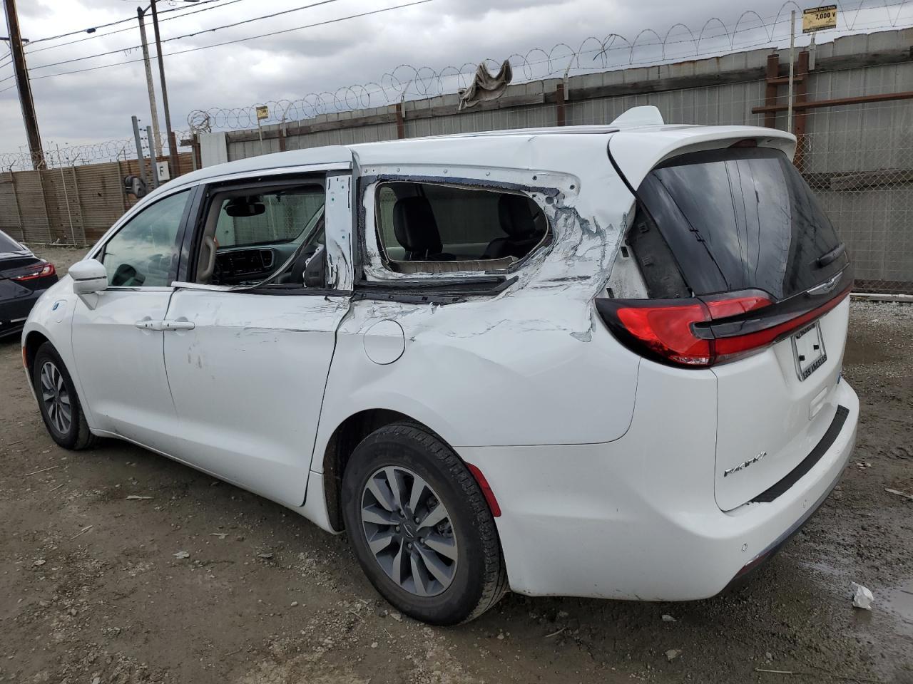 2022 Chrysler Pacifica Hybrid Touring l