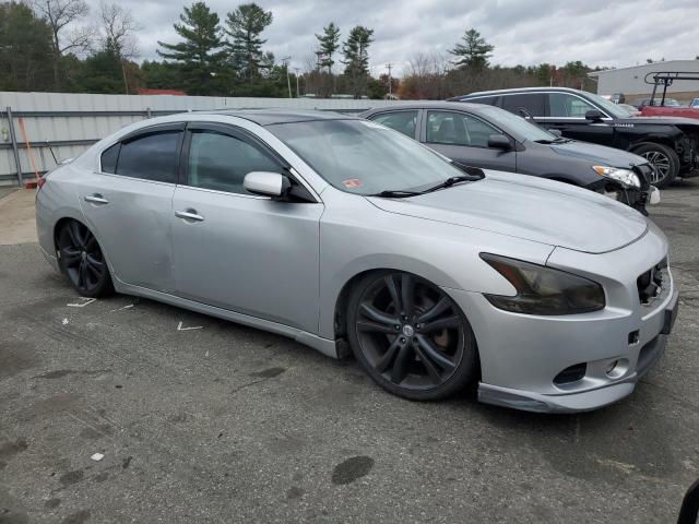 2010 Nissan Maxima s