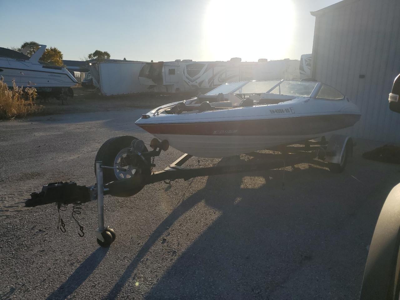 2002 Arriva Boat