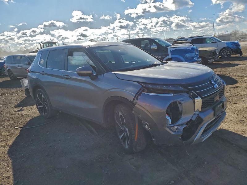 2022 Mitsubishi Outlander se