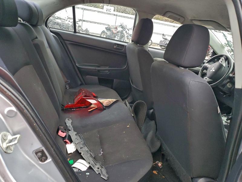 2014 Mitsubishi Lancer es