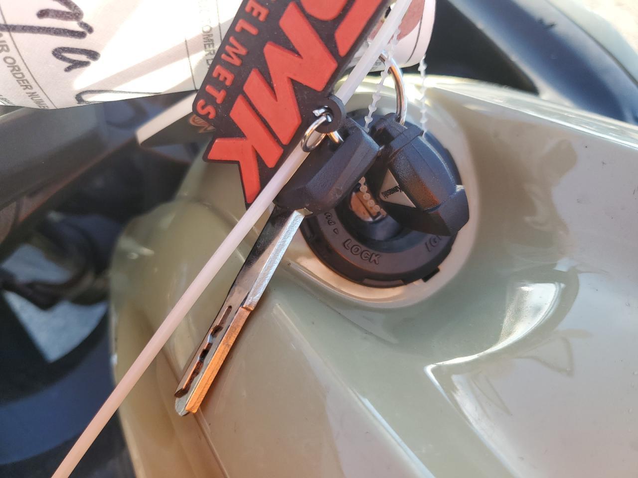 2024 Kawasaki EX650 R