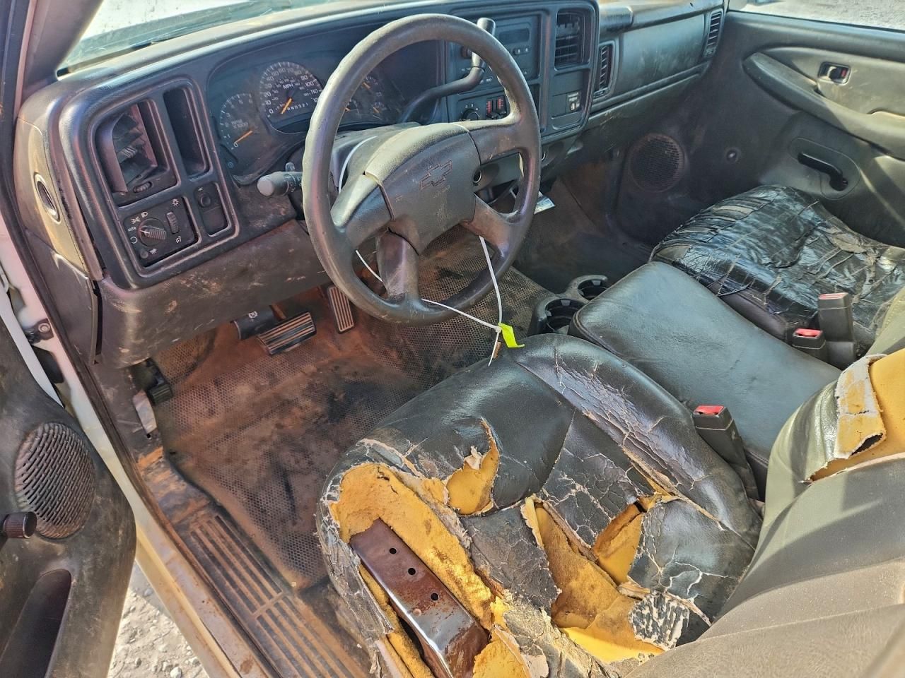 2004 Chevrolet Silverado C2500 Heavy Duty