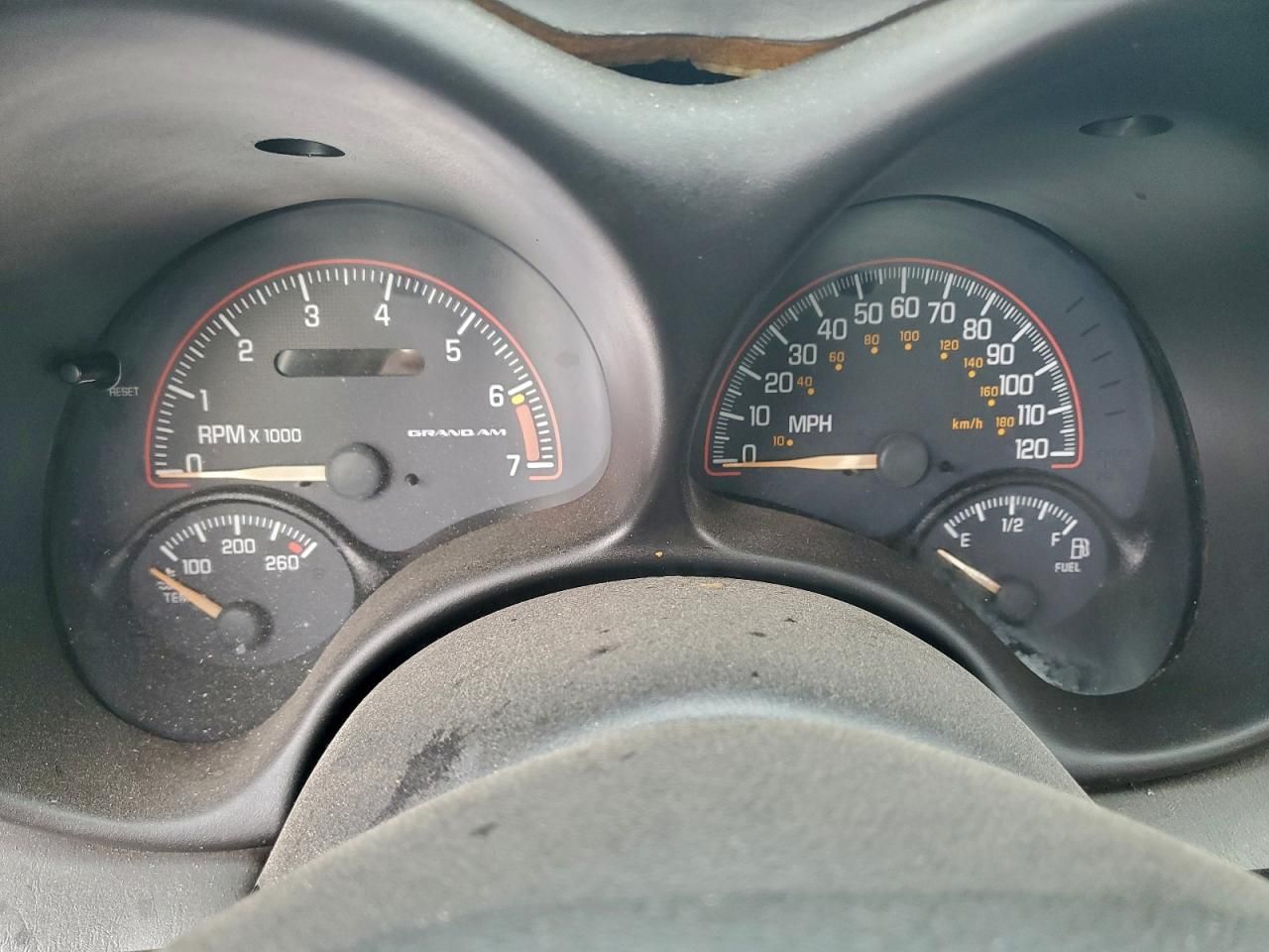 2004 Pontiac Grand am SE1