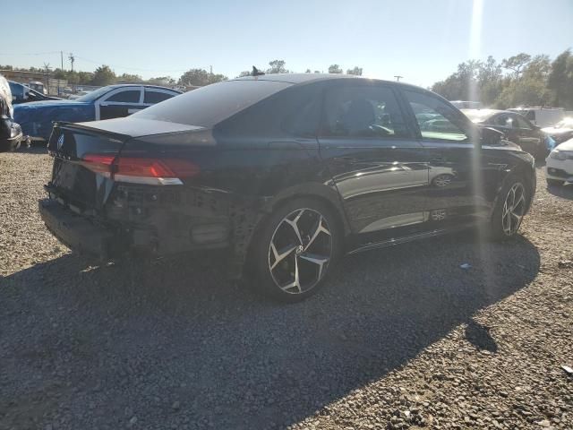 2021 Volkswagen Passat R-line
