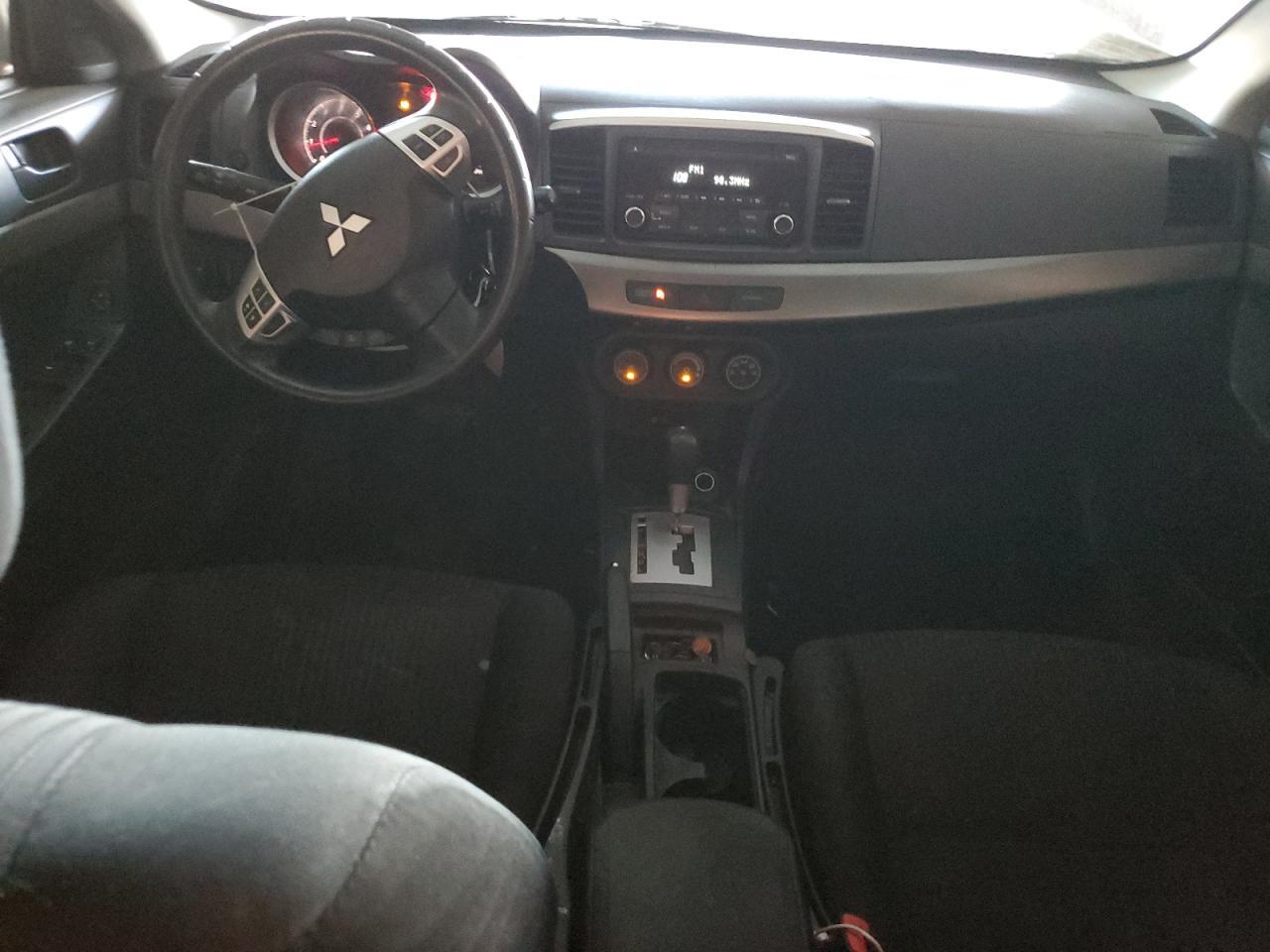 2015 Mitsubishi Lancer es