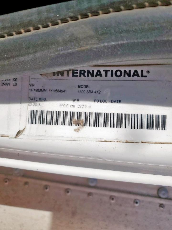 2019 International 4300 BOX Truck