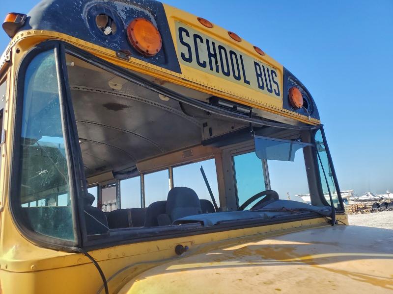 2005 Icrp 2005 IC Bus PB105 School Bus