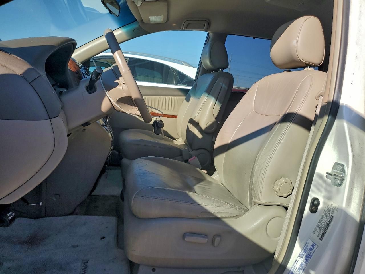 2004 Toyota Sienna xle