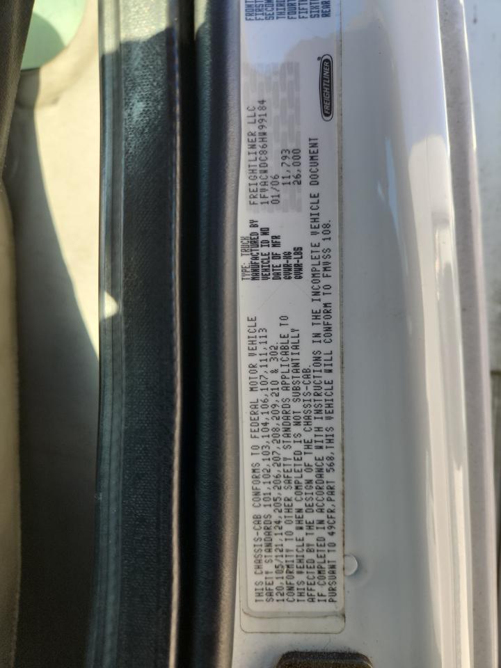 2006 Freightliner Business Class M2 BOX Truck