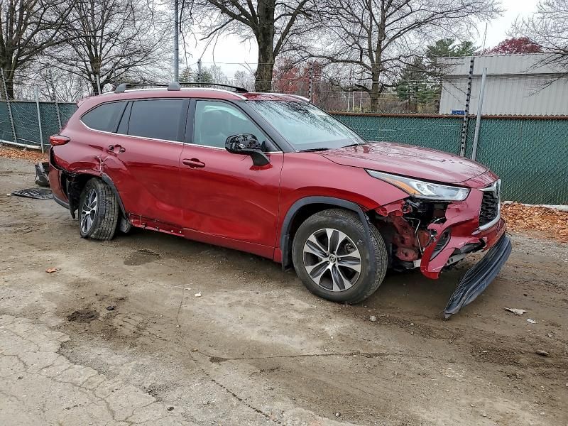 2020 Toyota Highlander xle
