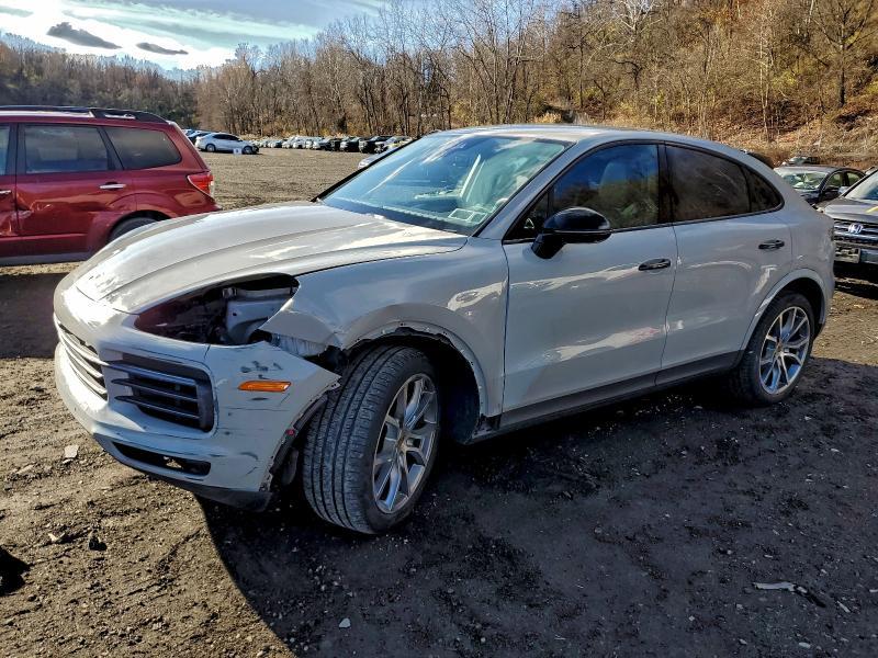 2022 Porsche Cayenne Coupe