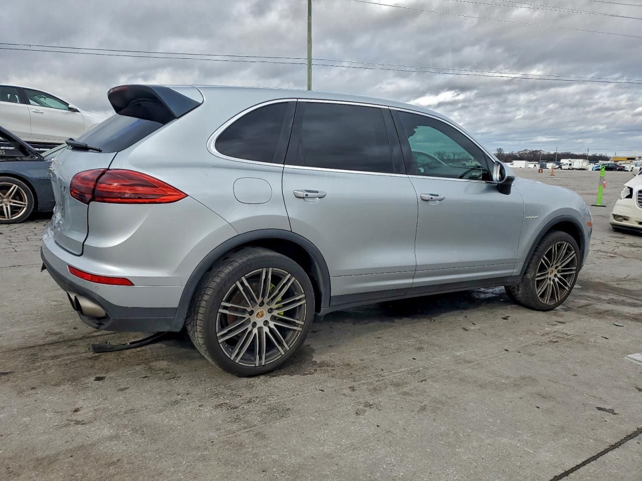 2016 Porsche Cayenne se Hybrid