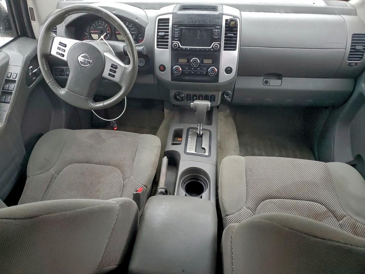 2016 Nissan Frontier s