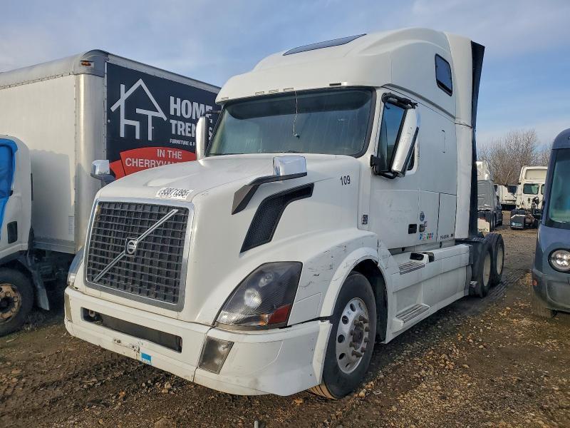 2017 Volvo VNL Semi Truck