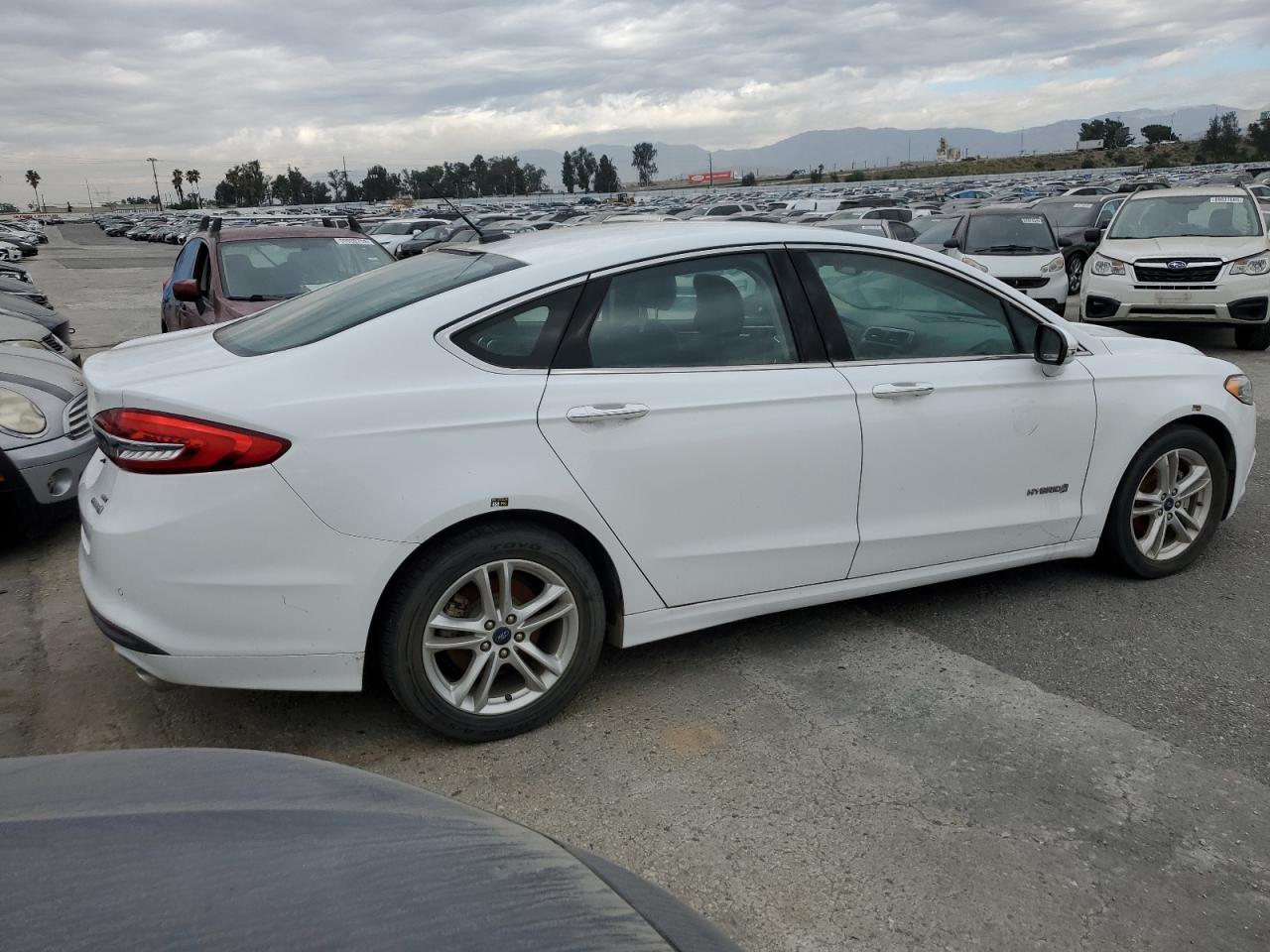 2018 Ford Fusion se Hybrid