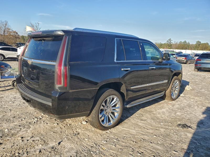 2018 Cadillac Escalade Luxury