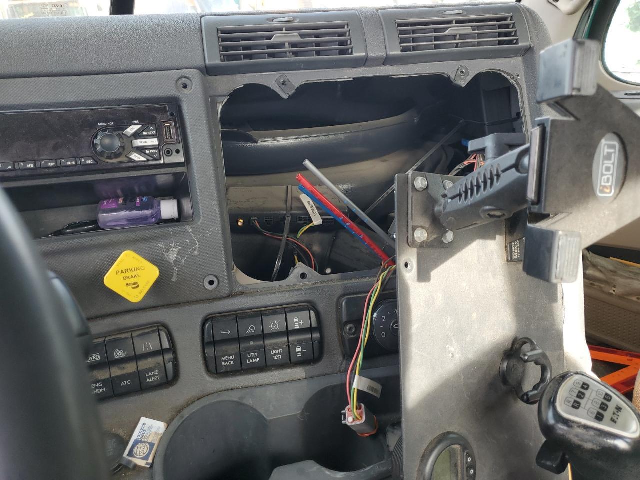 2019 Freightliner Cascadia 125 Semi Truck