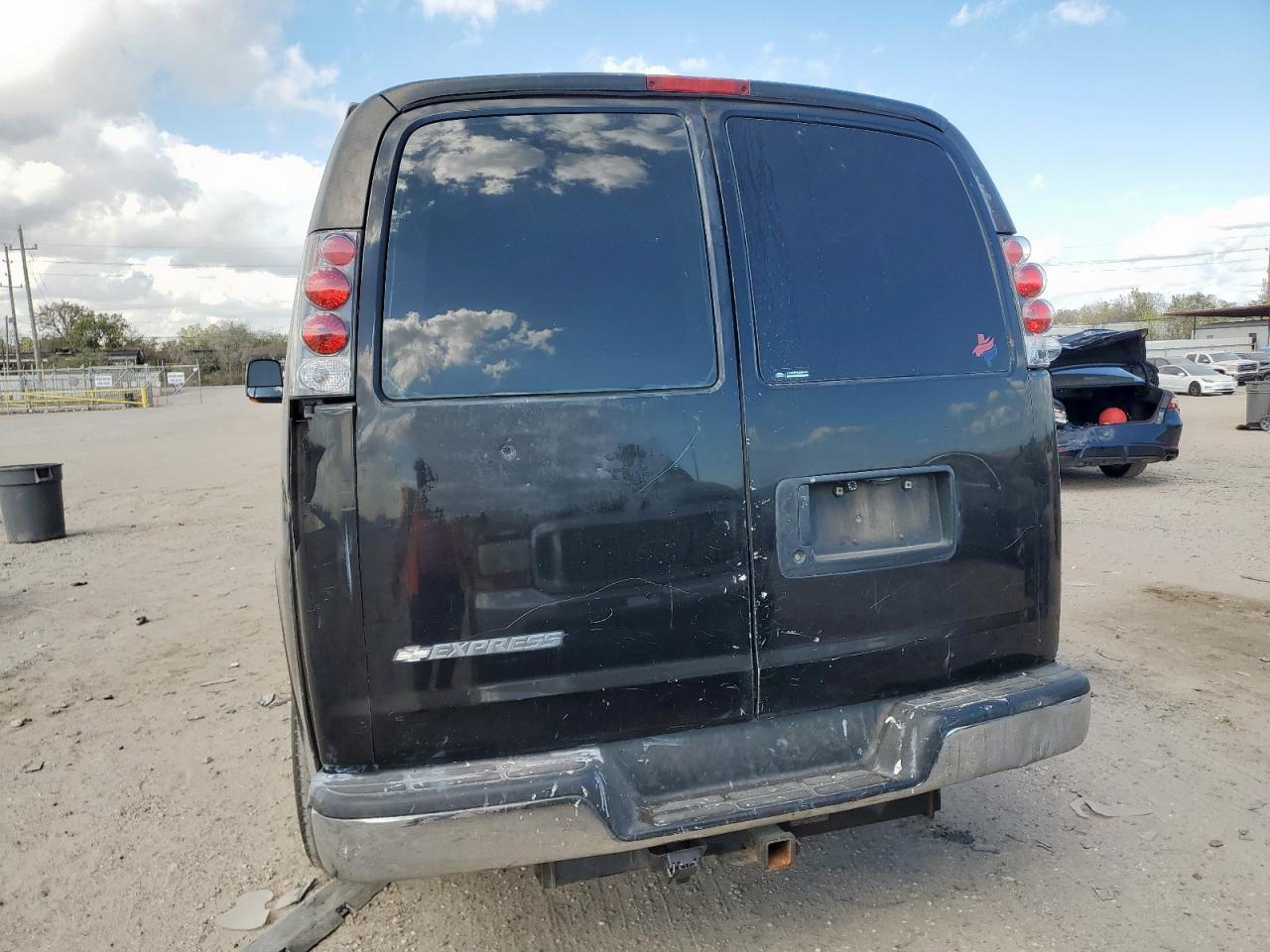 2008 Chev Rolet Express 1500 Delivery Van