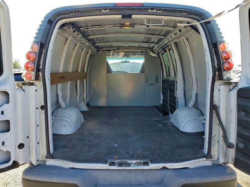 2001 Chevrolet Express 2500 Utility / Service Van