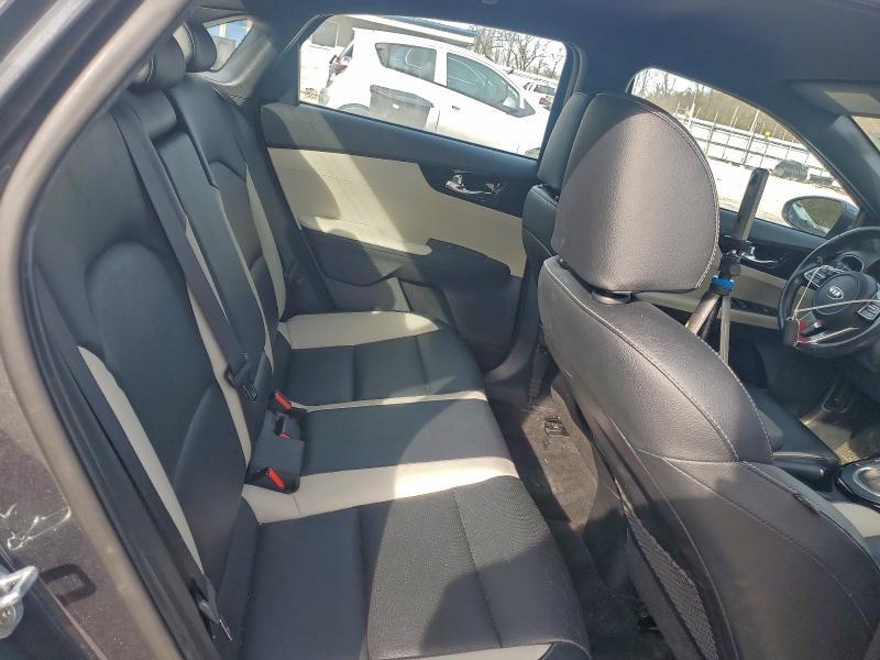 2020 KIA Forte ex