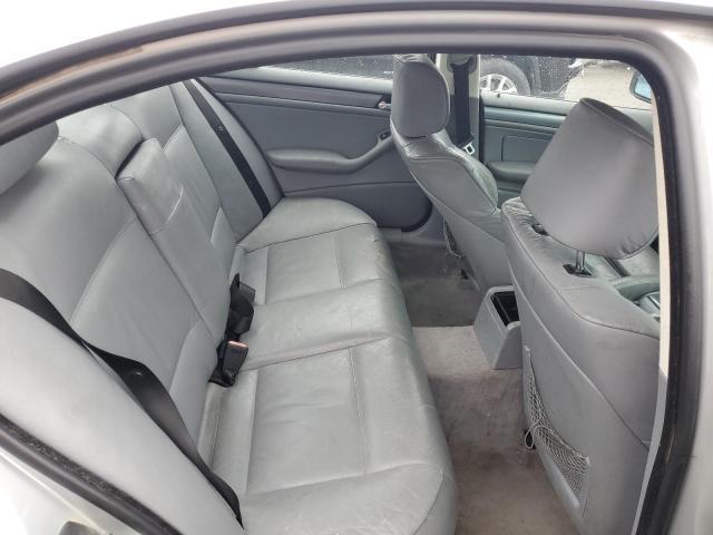 2000 BMW 323 i