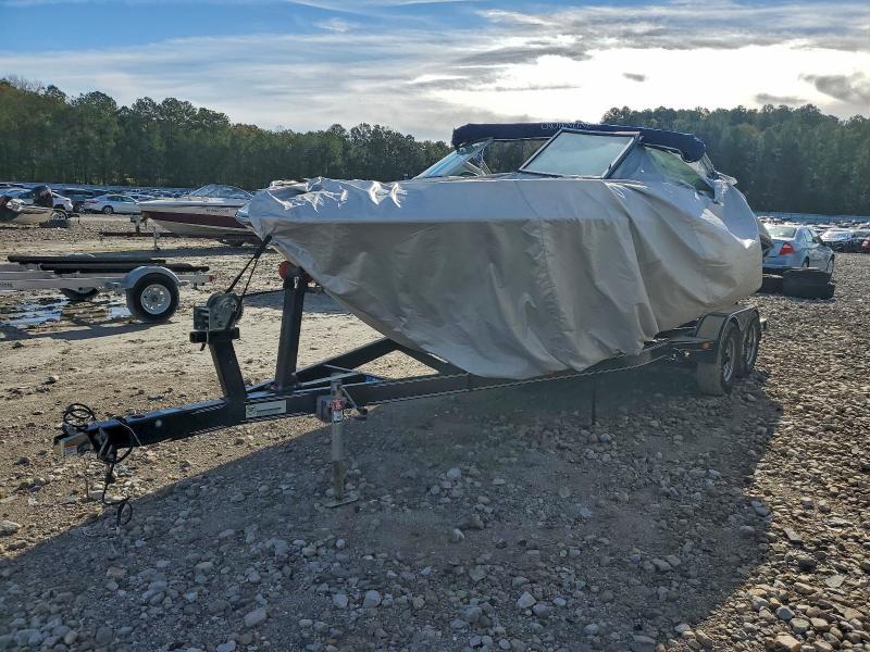 2004 Crown 225 btr