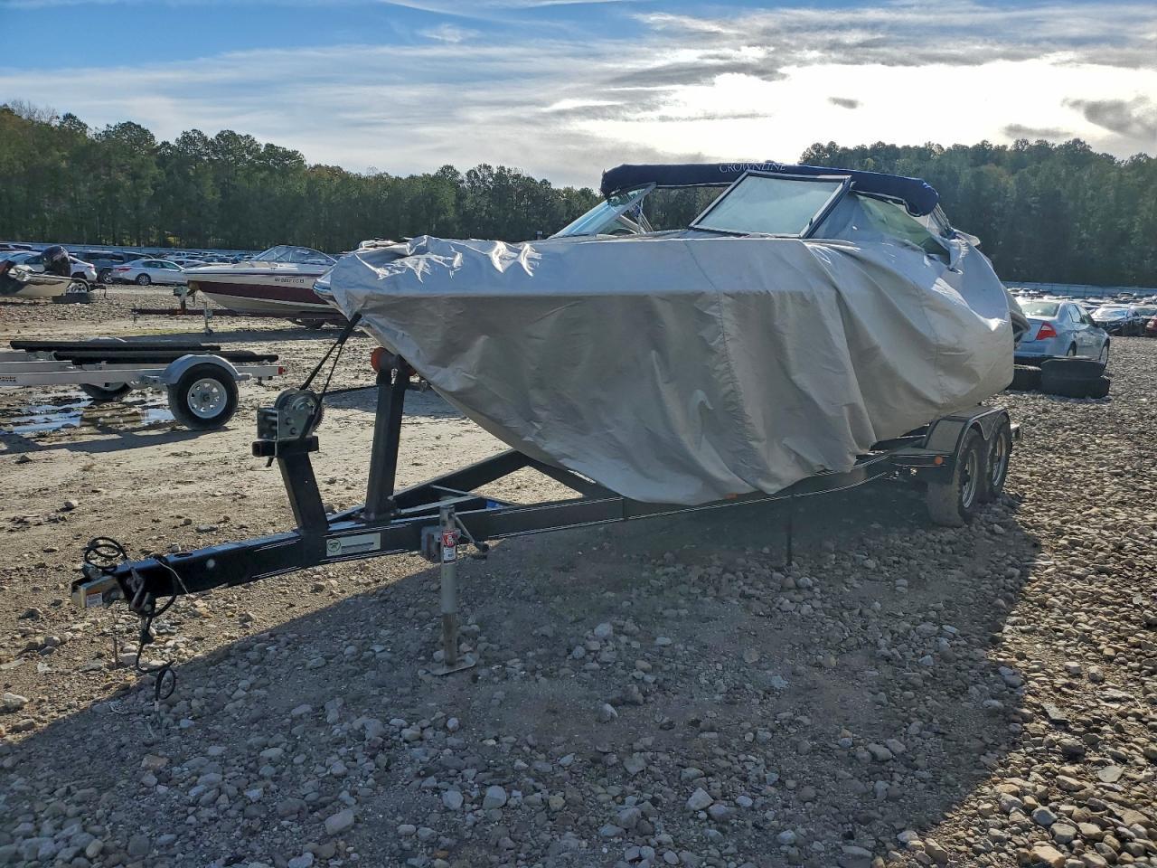2004 Crown 225 btr
