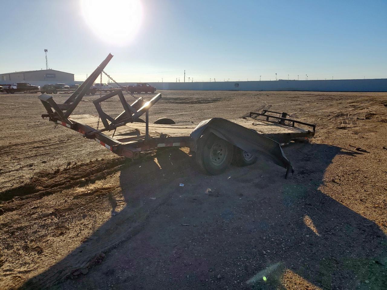 2022 Load Trail Equipment Trailer