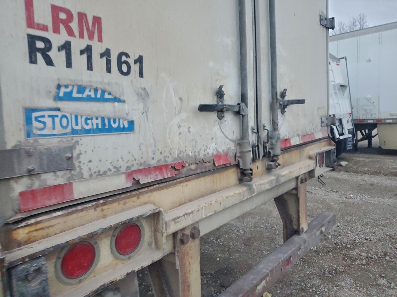 2011 Stoughton DRY Van Trailer