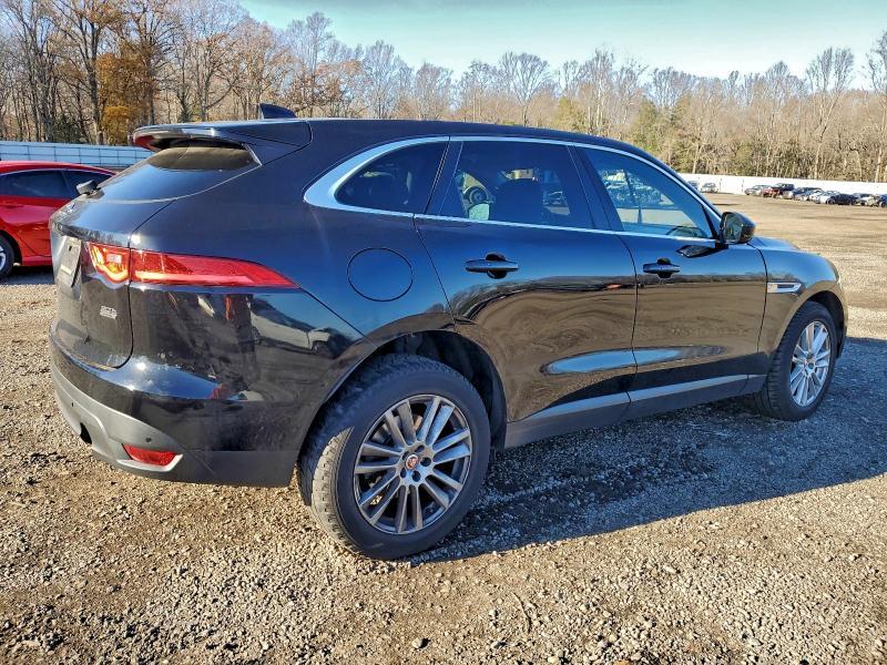 2020 Jaguar F-pace Prestige