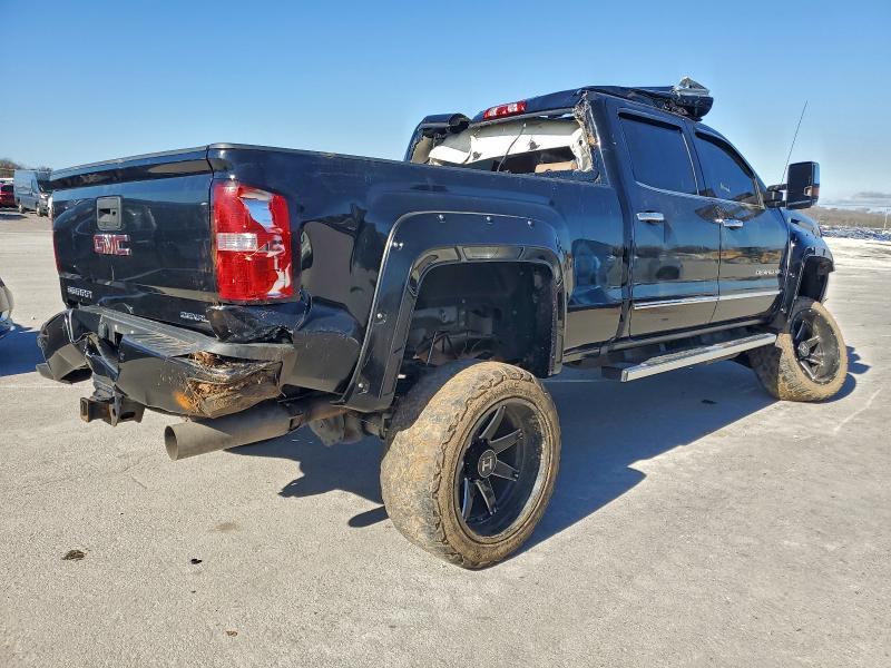 2018 GMC Sierra K3500 Denali