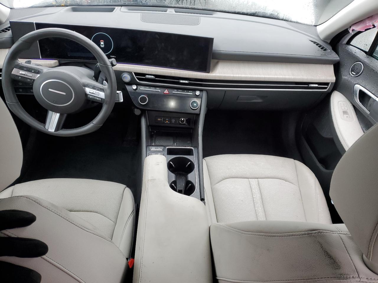 2025 Hyundai Sonata Hybrid