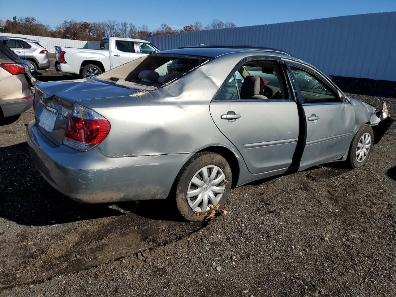 2005 Toyota Camry le