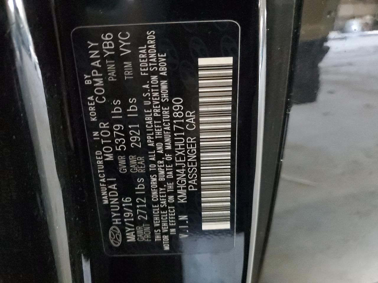 2017 Genesis G80 Base