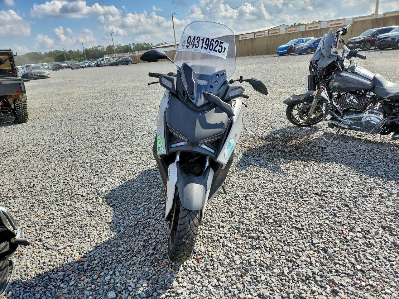 2024 Yamaha CZD300 A