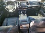 2017 Toyota Highlander se