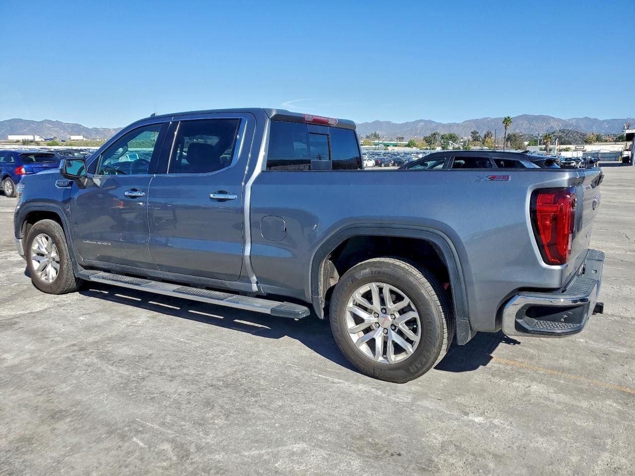 2021 GMC Sierra K1500 slt