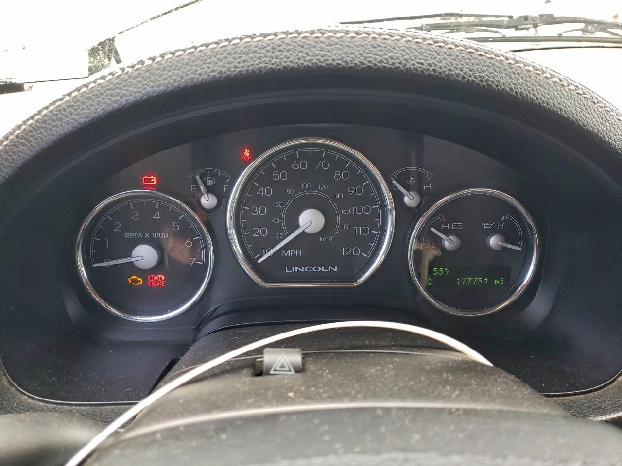 2006 Lincoln Mark LT