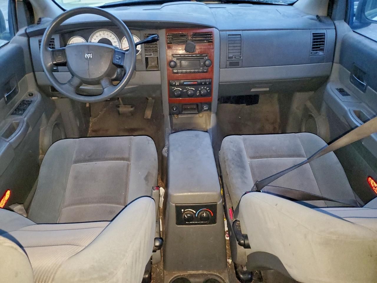 2005 Dodge Durango slt