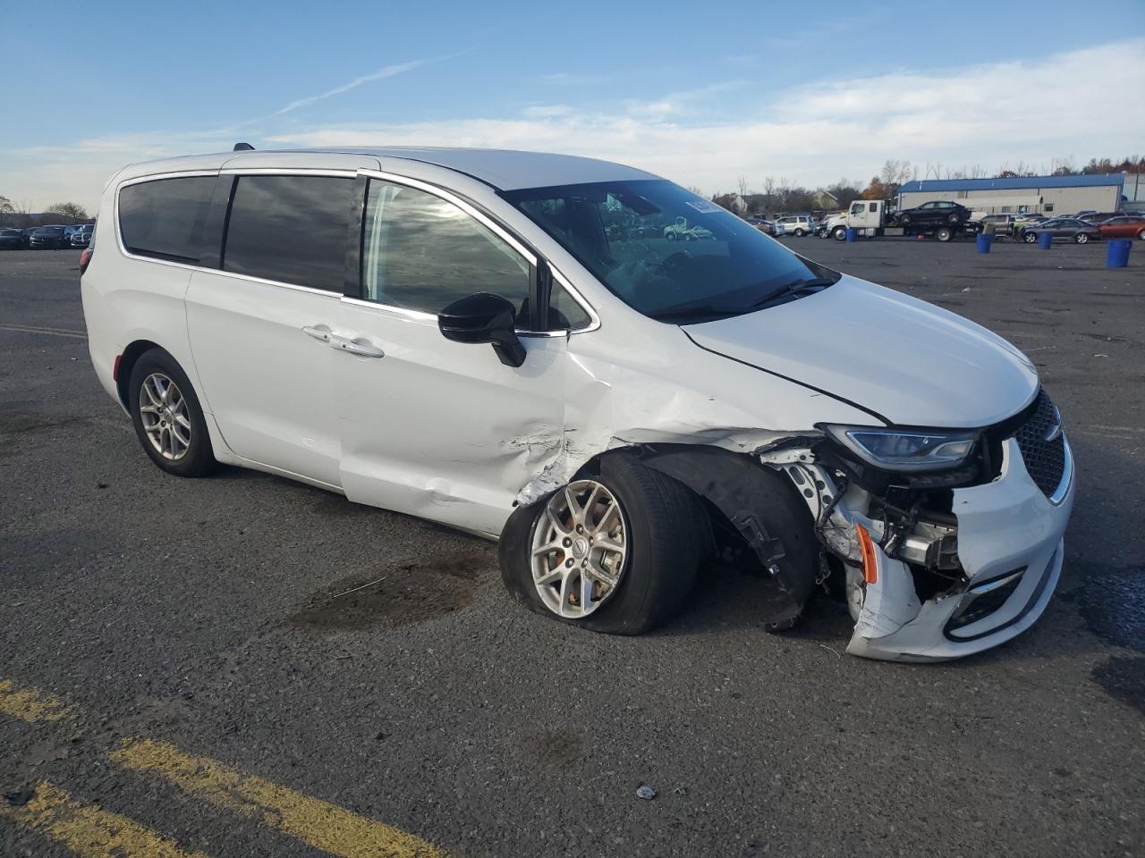 2024 Chrysler Pacifica Touring