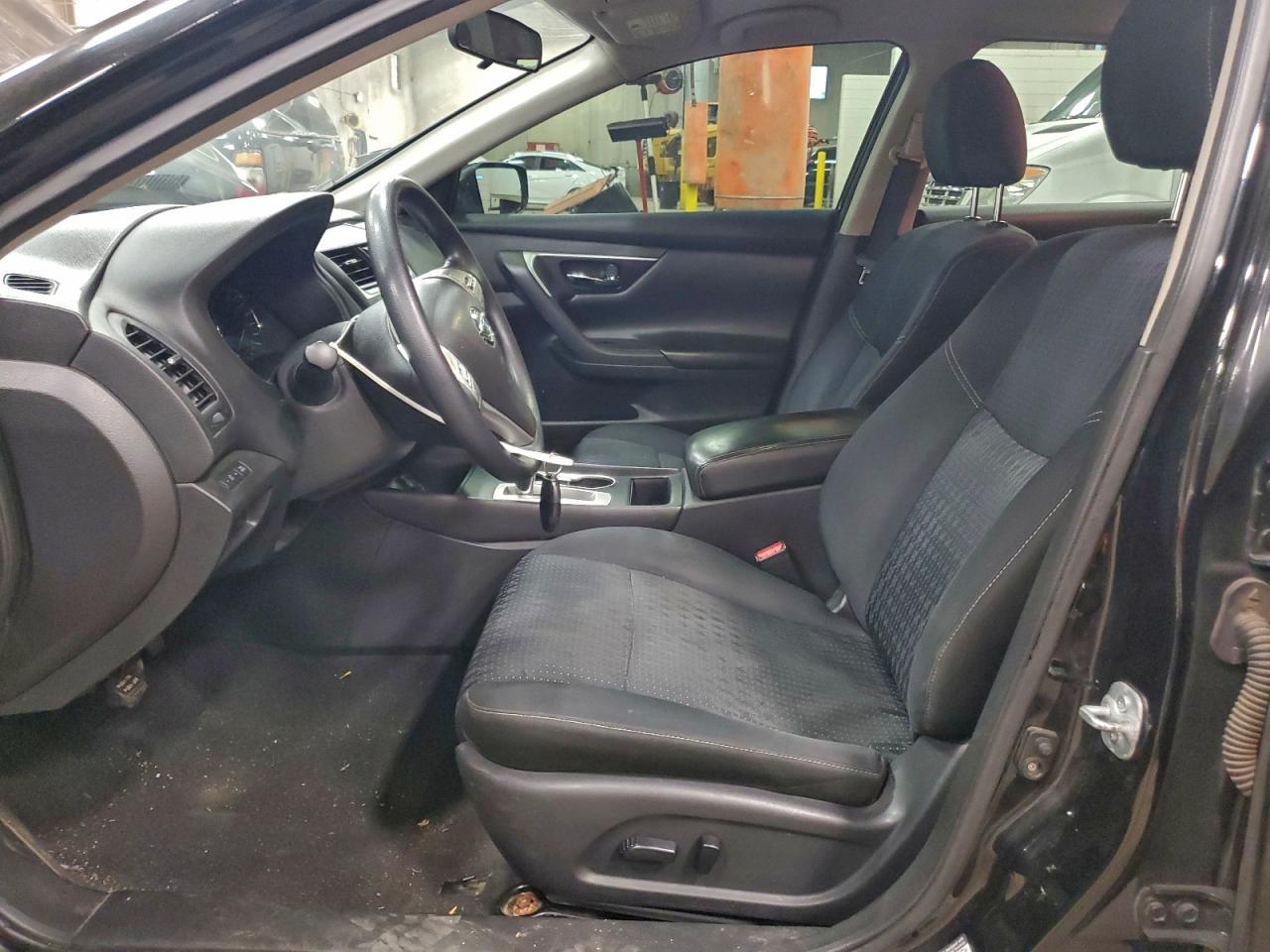 2016 Niss Altima 2.5