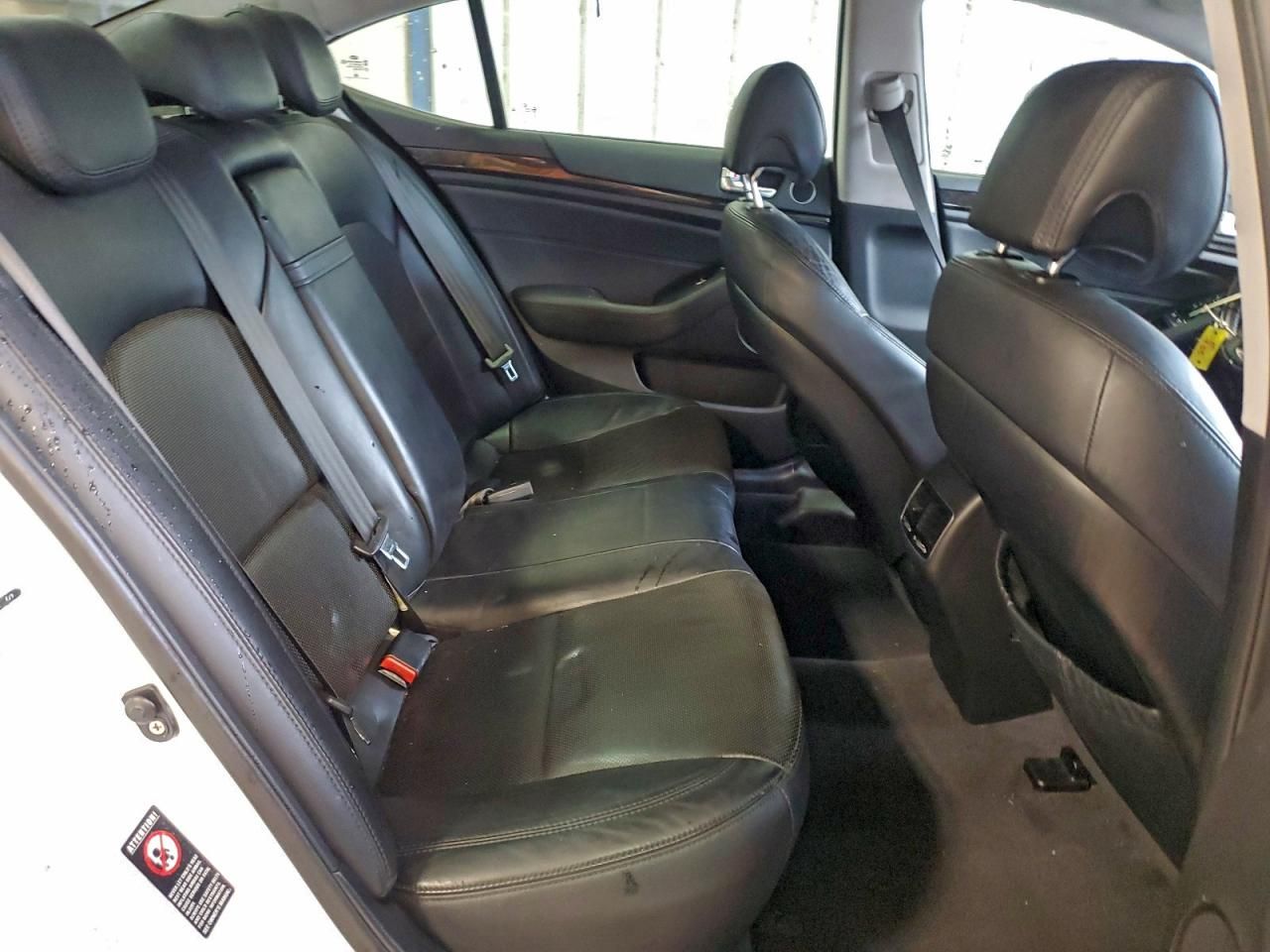 2014 KIA Cadenza Premium