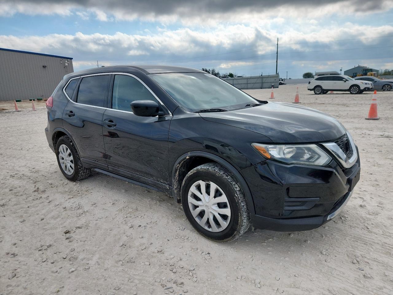 2018 Nissan Rogue s